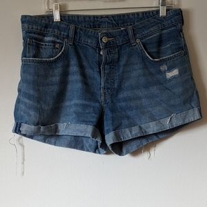 H&m &denim distressed jean shorts